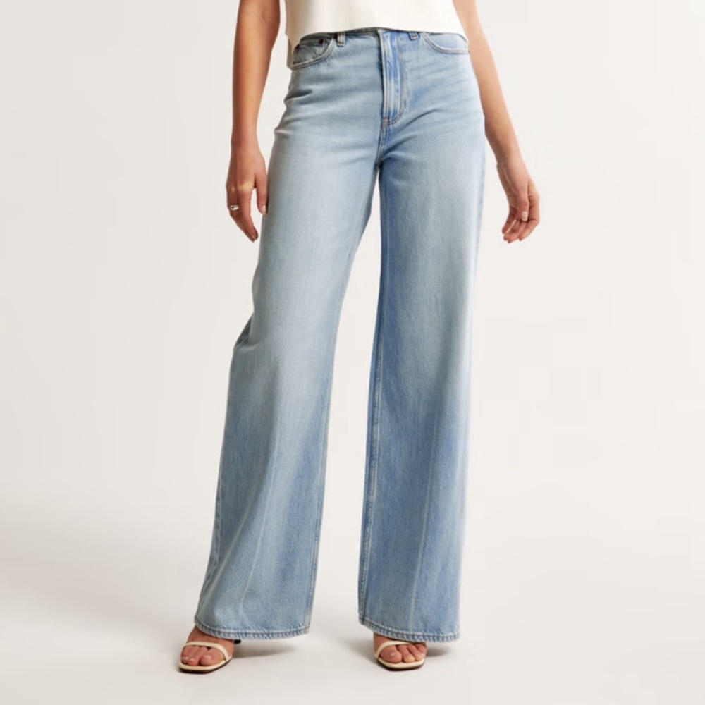 Abercrombie High Rise Loose Jeans